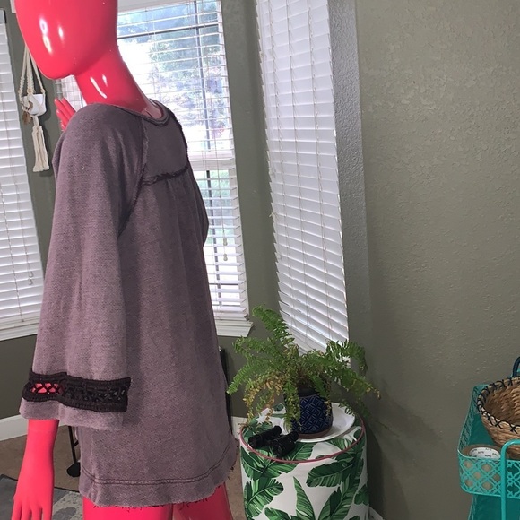 Free People - Picture 4 of 9